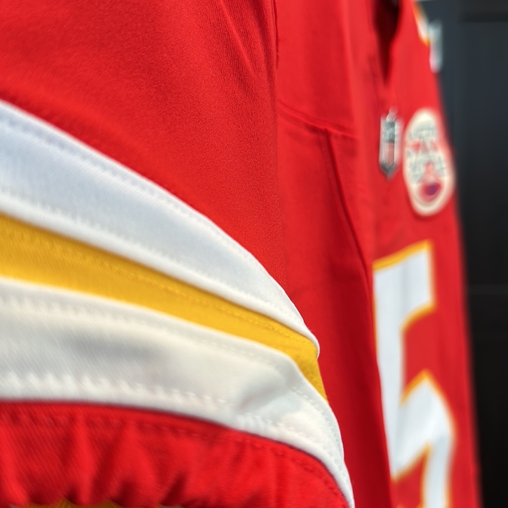 Patrick Mahomes Kansas City Chiefs Nike Vapor F.U.S.E Elite Authentic Jersey 40 - Picture 4 of 10
